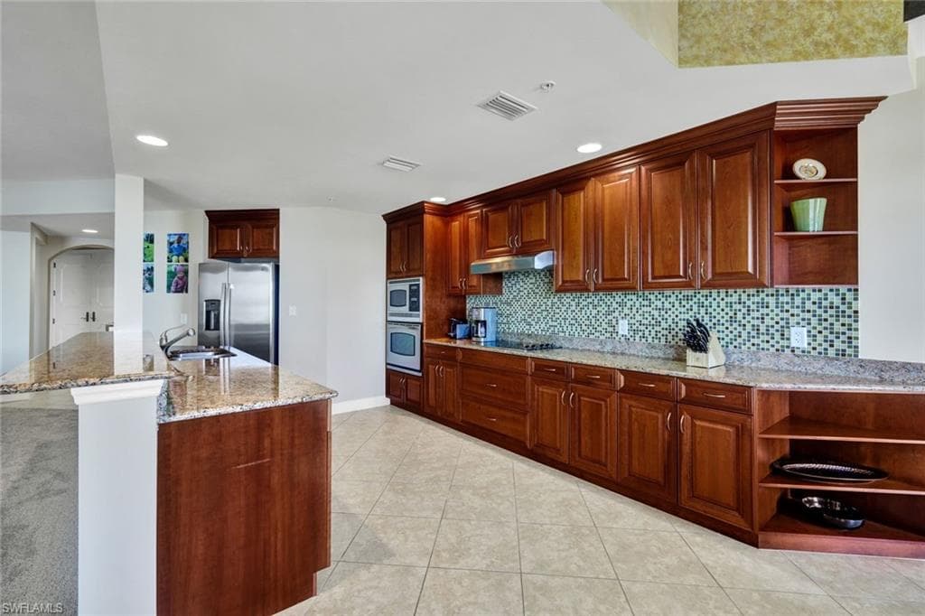 6081 Silver King BLVD 704-12