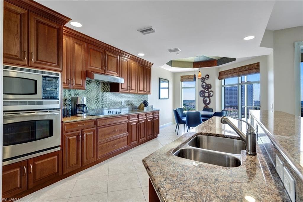 6081 Silver King BLVD 704-13