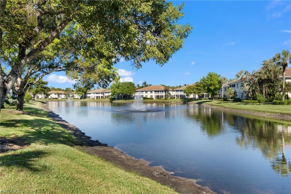 784 Carrick Bend CIR # 103, NAPLES FL 34110-4