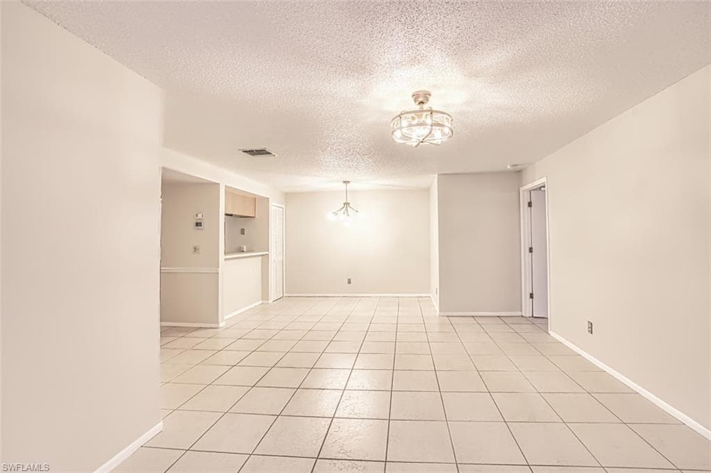 8061 S Woods CIR # 4, FORT MYERS FL 33919-15