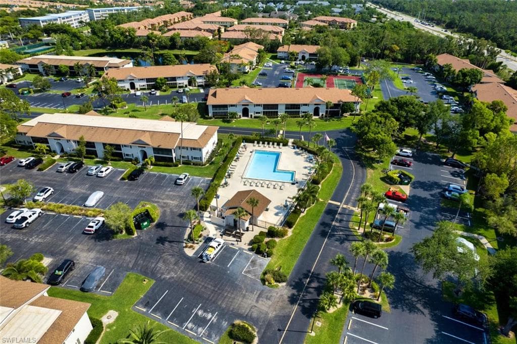 8061 S Woods CIR # 4, FORT MYERS FL 33919-31