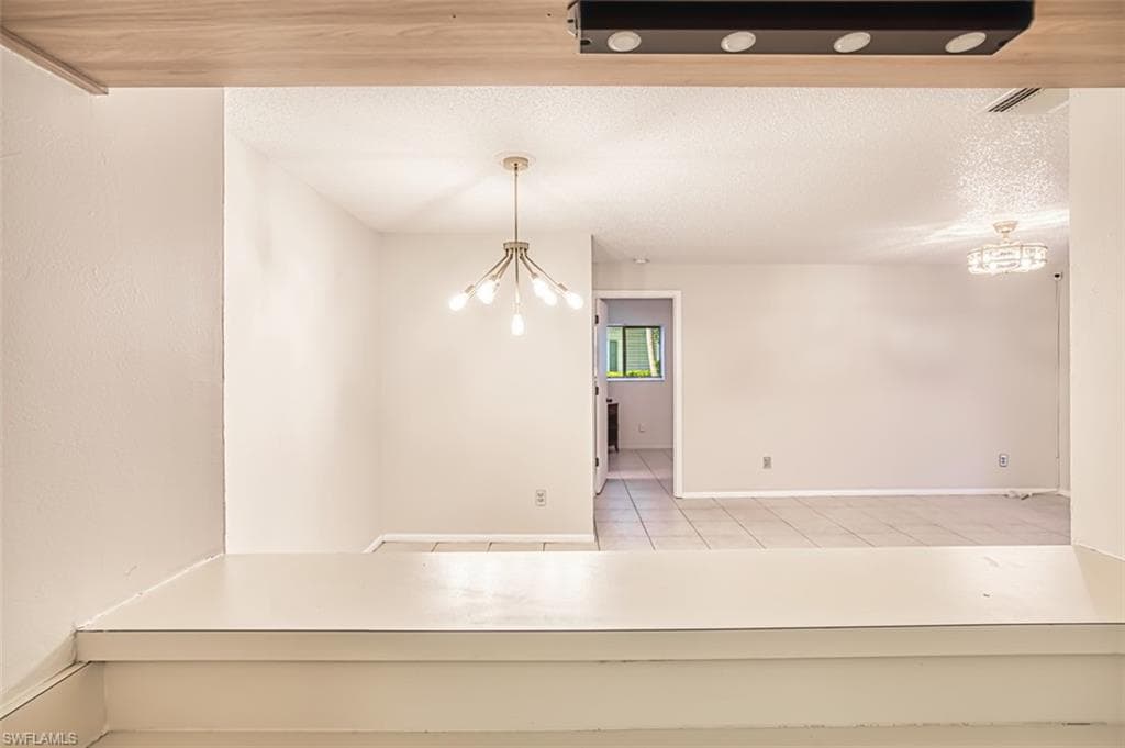 8061 S Woods CIR # 4, FORT MYERS FL 33919-8