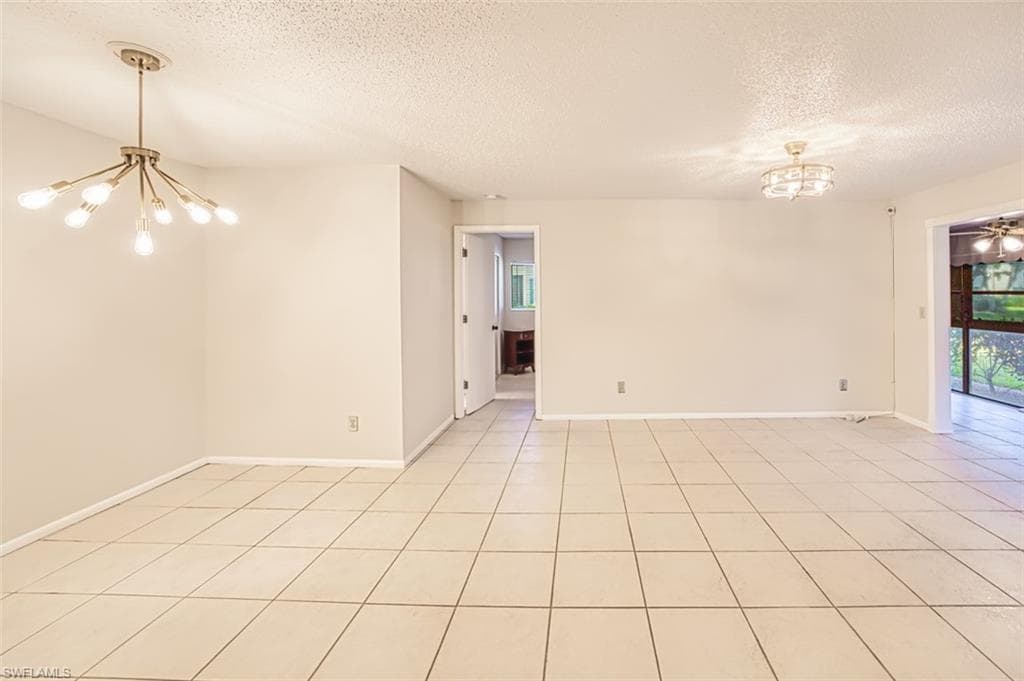 8061 S Woods CIR # 4, FORT MYERS FL 33919-13