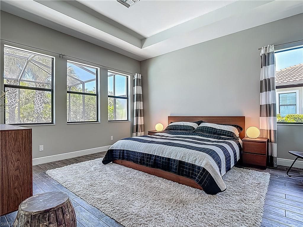 4524 Tamarind WAY, NAPLES FL 34119-28