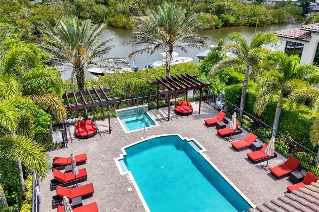 2488 Breakwater WAY # 201, NAPLES FL 34112-41