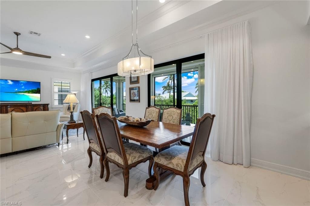 2488 Breakwater WAY # 201, NAPLES FL 34112-12