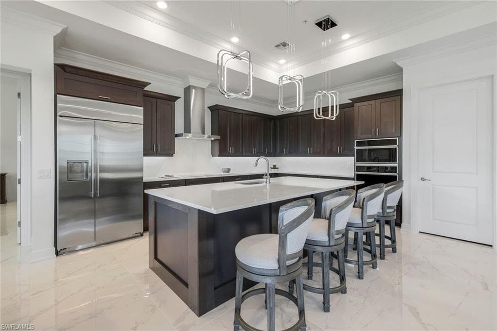 2488 Breakwater WAY # 201, NAPLES FL 34112-10