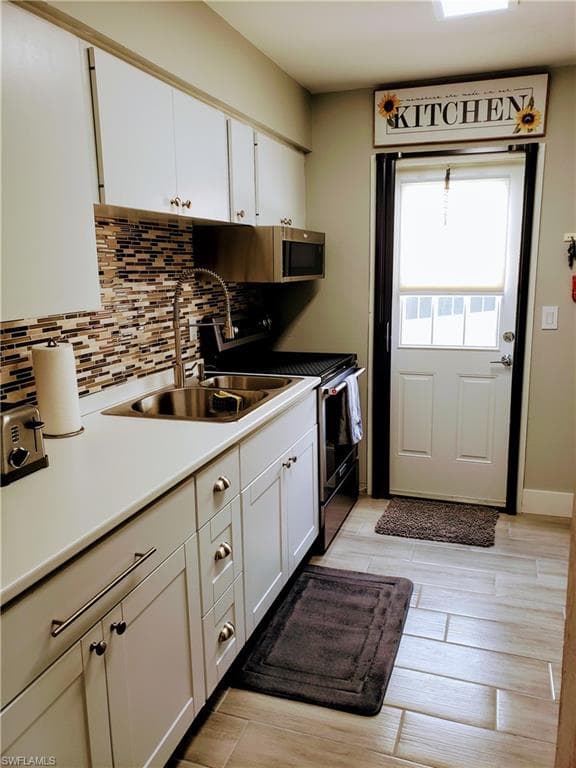 6 Aztec Lily LN, LEHIGH ACRES FL 33936-6