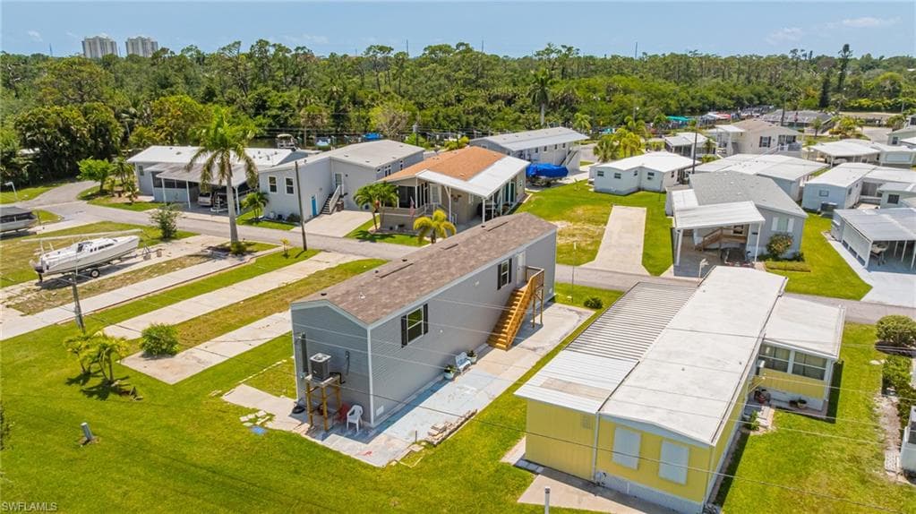 20751 Garden DR, ESTERO FL 33928-28