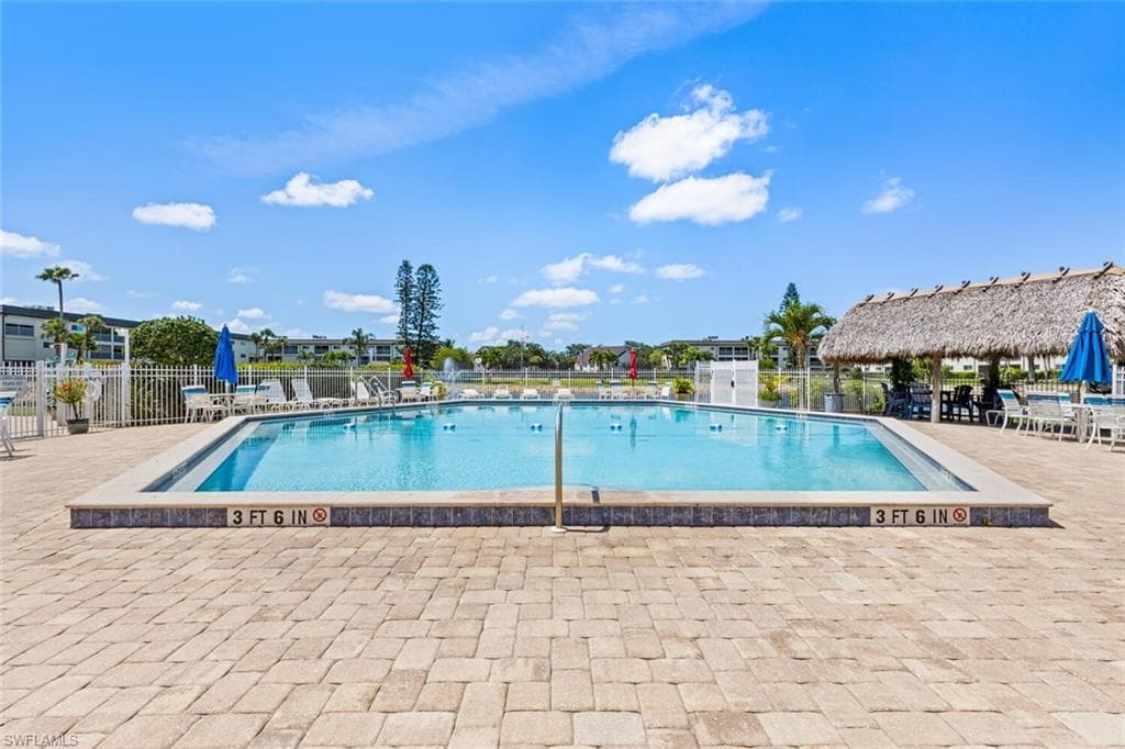 1004 Manatee RD # H306, NAPLES FL 34114-37