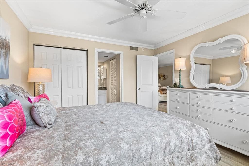 1004 Manatee RD # H306, NAPLES FL 34114-17
