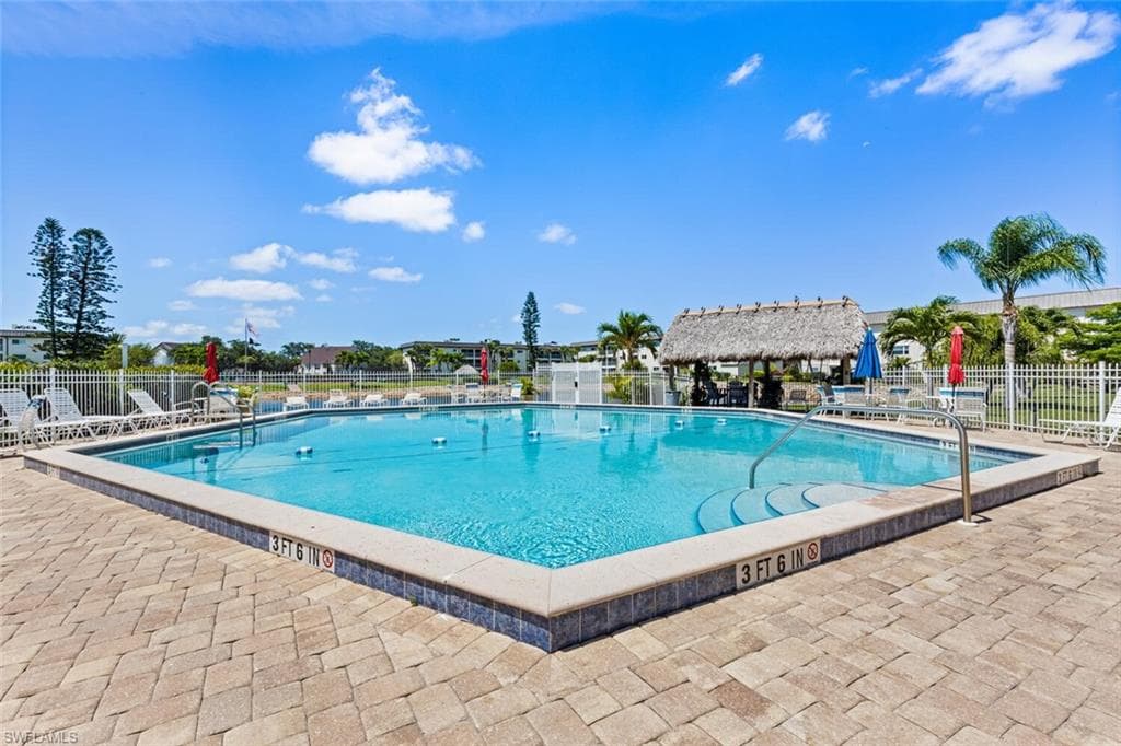 1004 Manatee RD # H306, NAPLES FL 34114-36