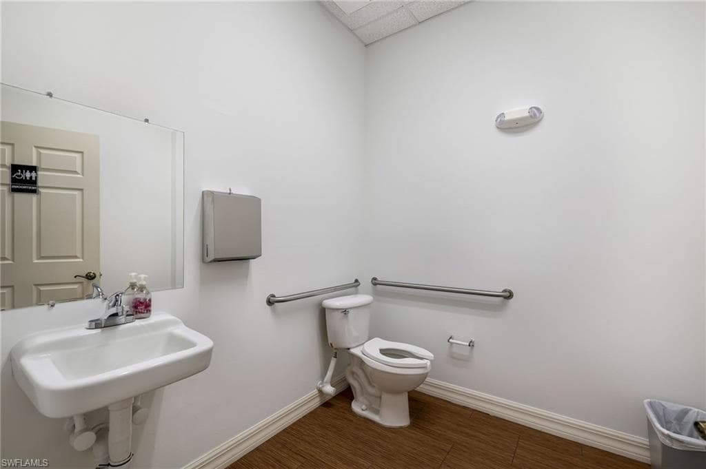 8991 Daniels Center DR # 104, FORT MYERS FL 33912-29