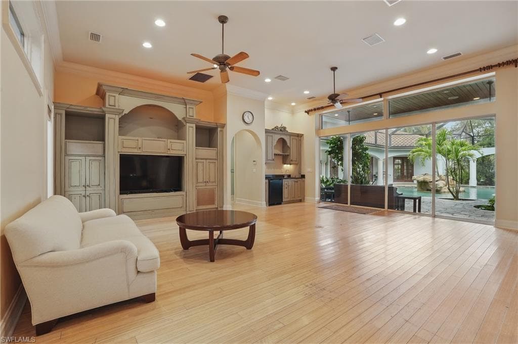 12291 Colliers Reserve DR, NAPLES FL 34110-15