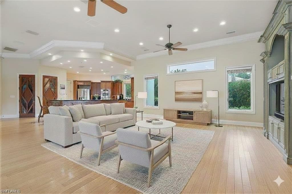 12291 Colliers Reserve DR, NAPLES FL 34110-2