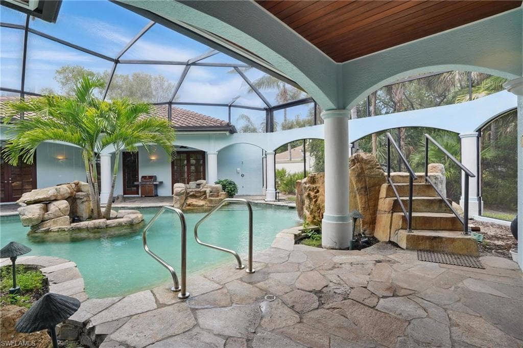12291 Colliers Reserve DR, NAPLES FL 34110-35