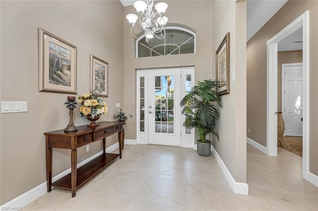 3254 Lakeview DR, NAPLES FL 34112-4