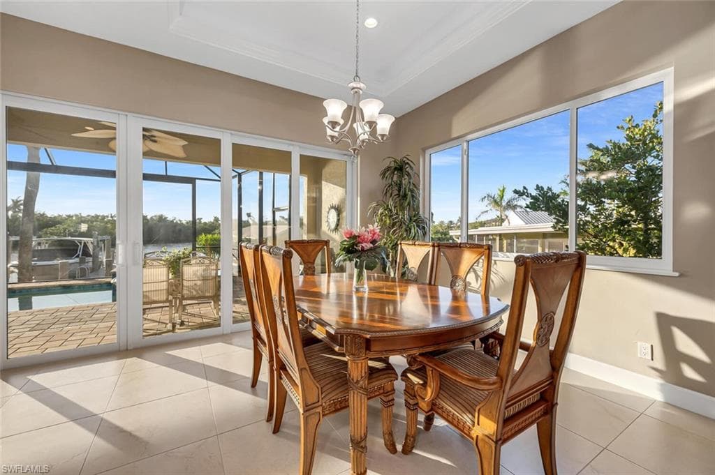 3254 Lakeview DR, NAPLES FL 34112-7