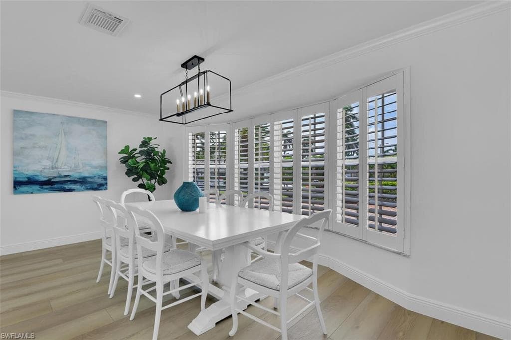 740 Park Shore DR-11