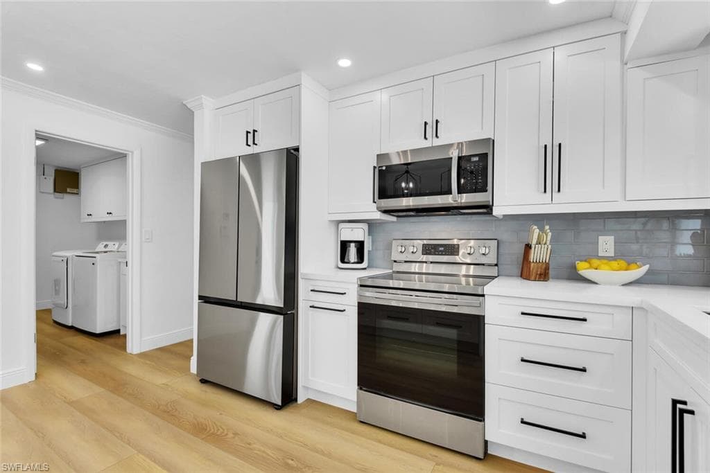 740 Park Shore DR-8