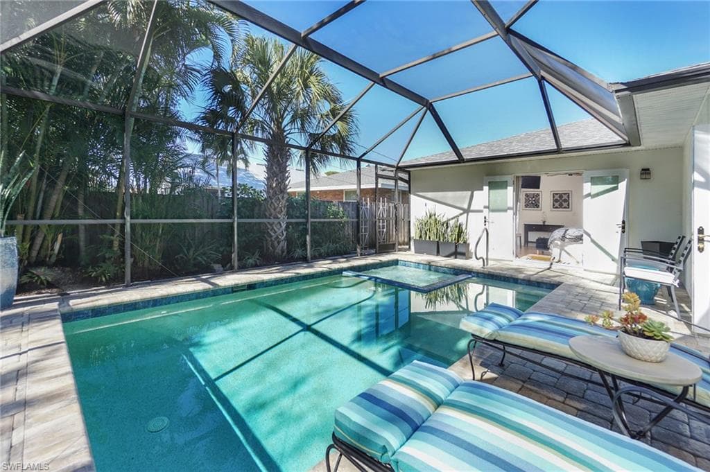 768 96th AVE N, NAPLES FL 34108-26