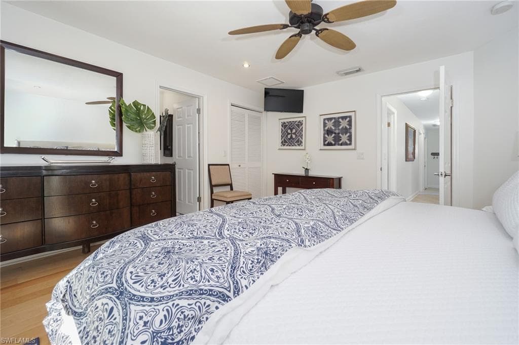 768 96th AVE N, NAPLES FL 34108-16