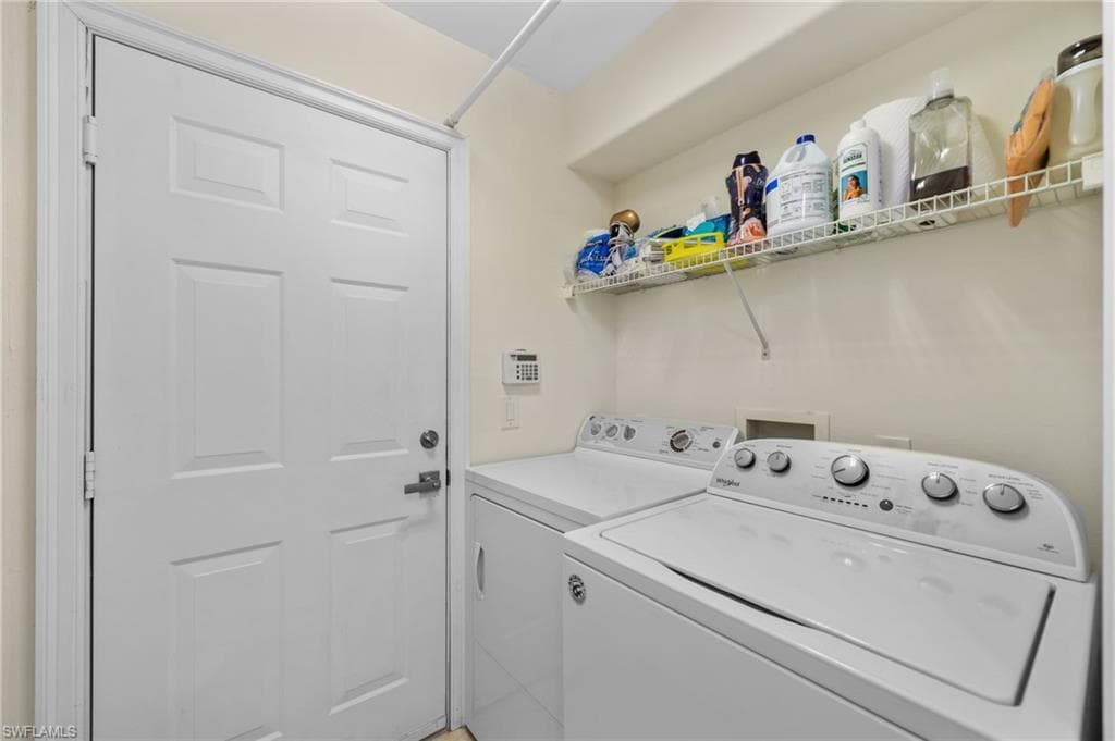 1630 Tarpon Bay DR S 102-32