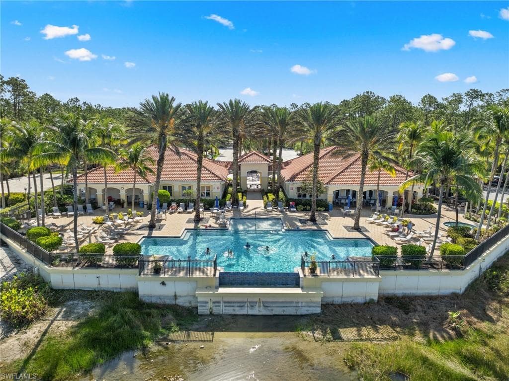 1630 Tarpon Bay DR S 102-44