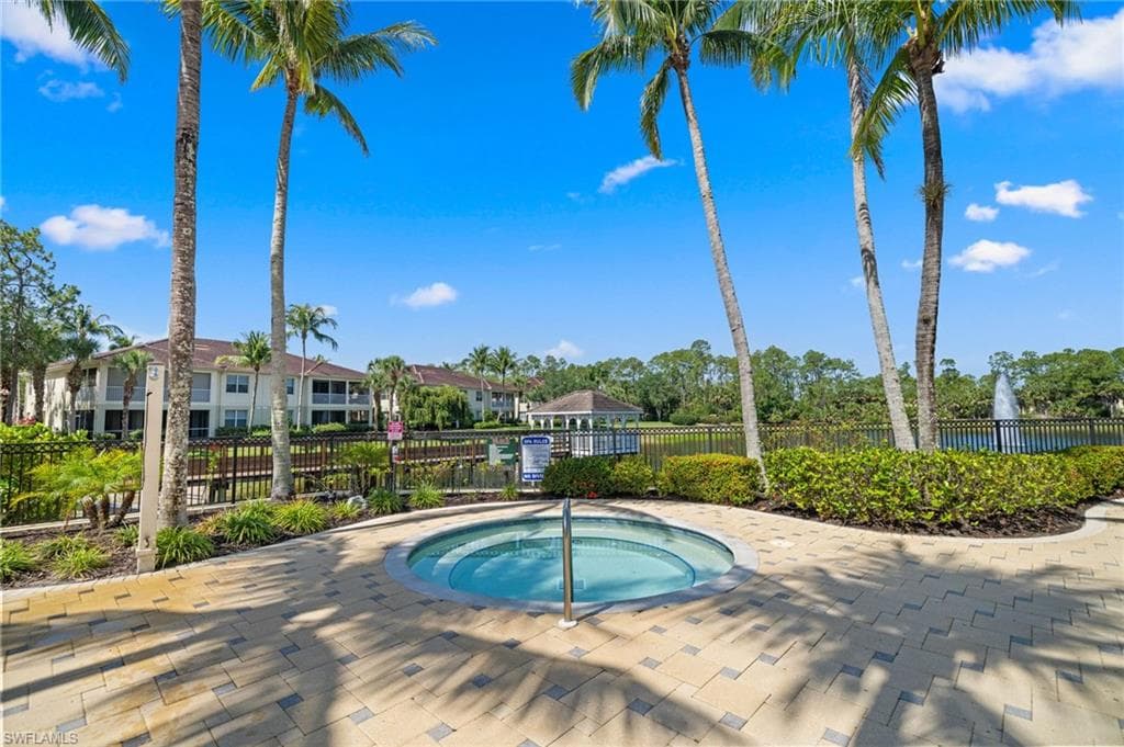 1630 Tarpon Bay DR S 102-49
