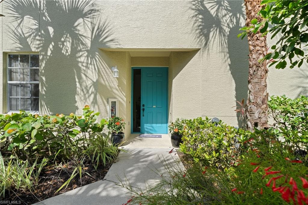 1630 Tarpon Bay DR S 102-3