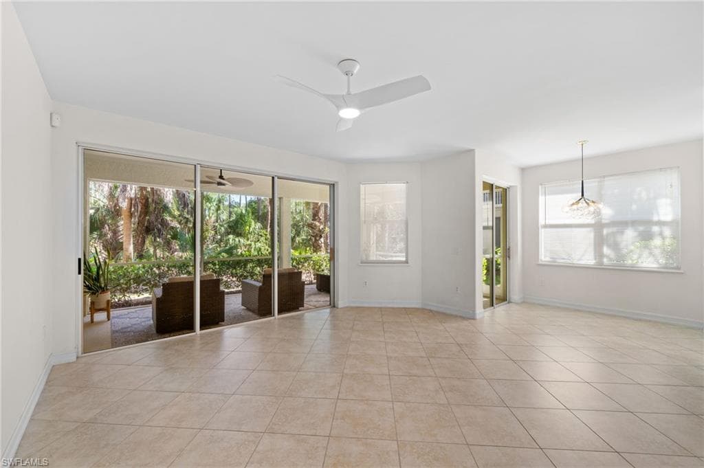 1630 Tarpon Bay DR S 102-7