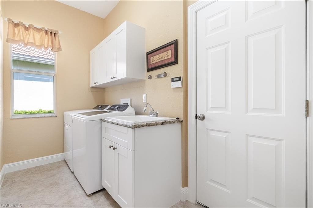16121 Sand Ridge CT, FORT MYERS FL 33908-21