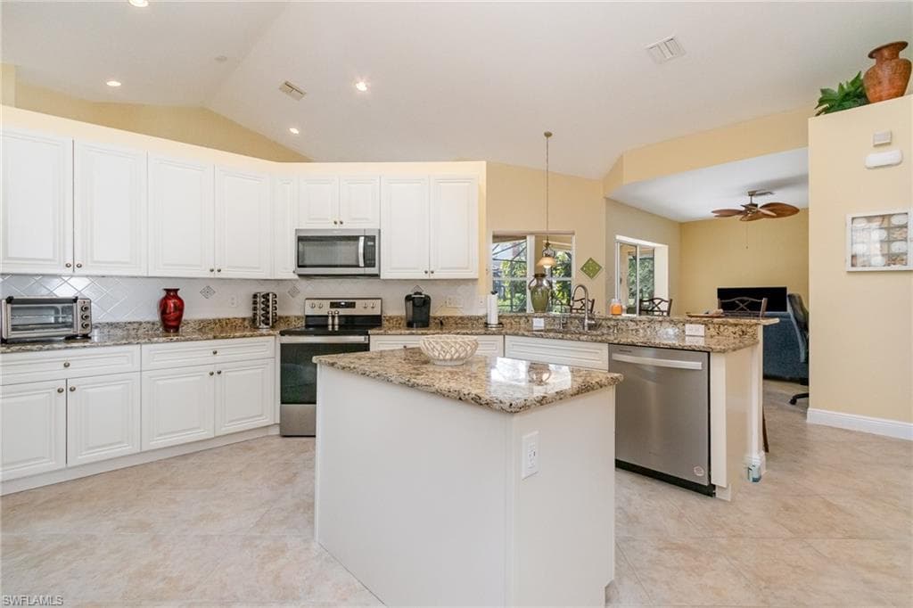 16121 Sand Ridge CT, FORT MYERS FL 33908-8