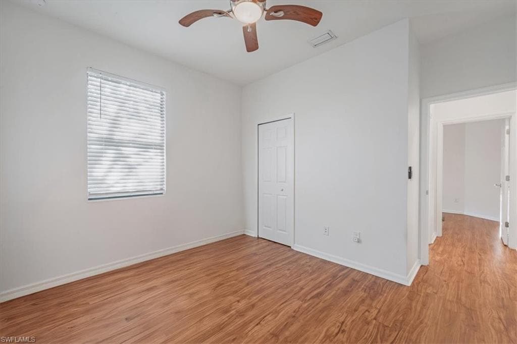 9052 Glenforest DR, NAPLES FL 34120-11