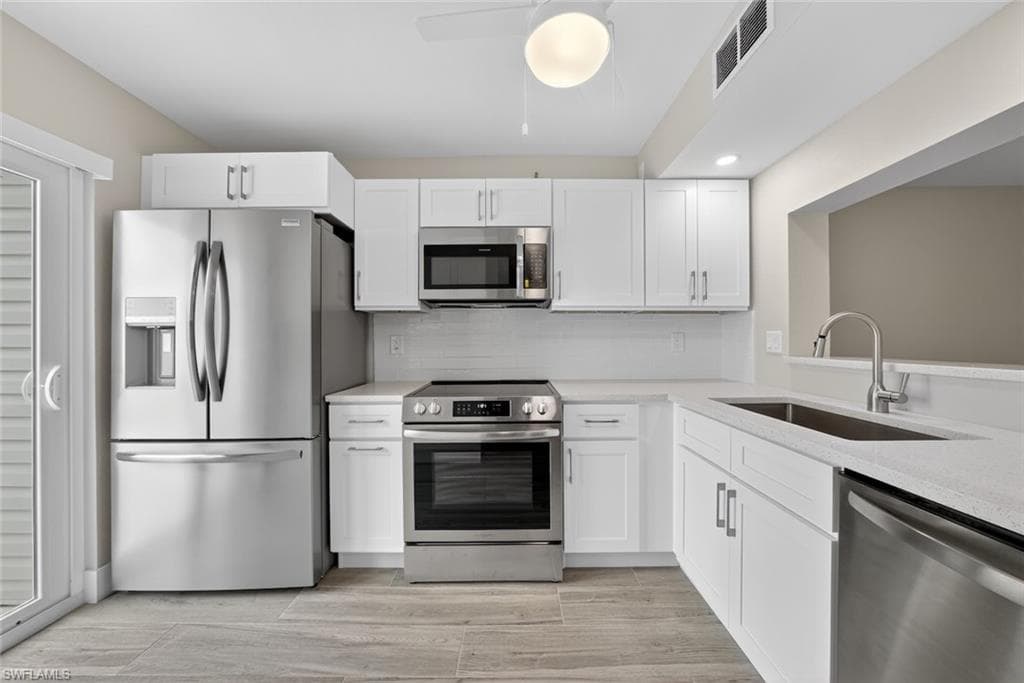 18038 San Carlos BLVD # 115, FORT MYERS BEACH FL 33931-8