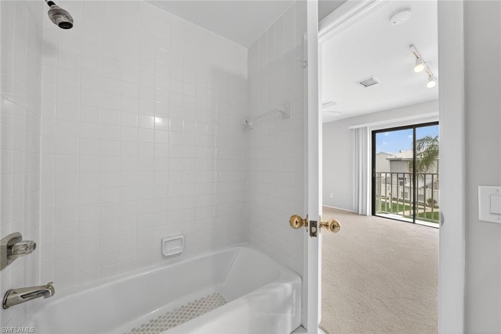 18038 San Carlos BLVD # 115, FORT MYERS BEACH FL 33931-30