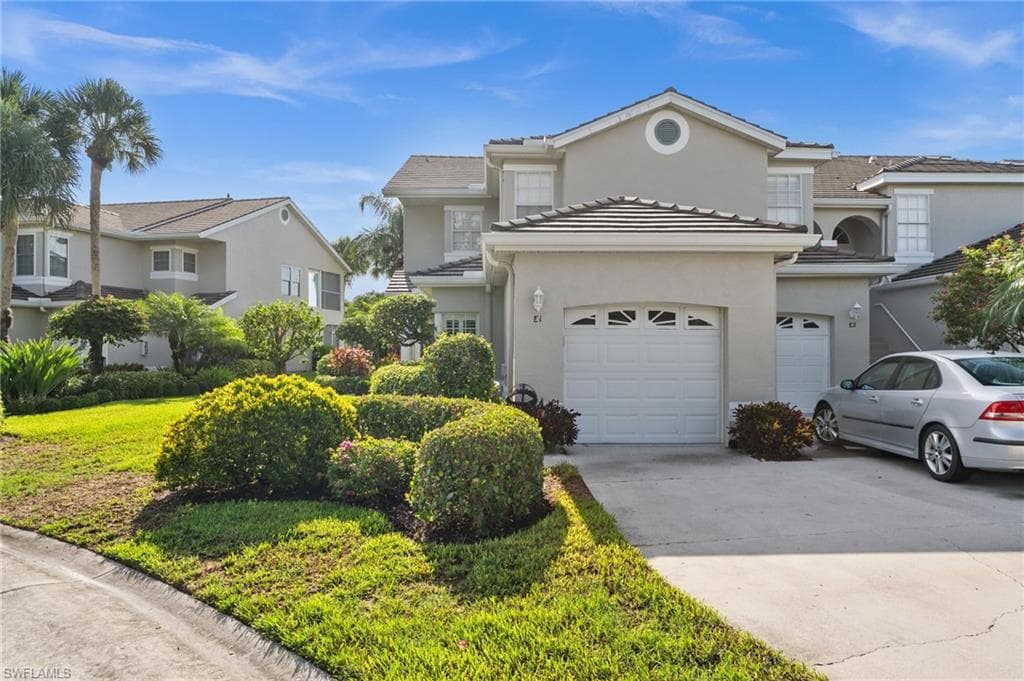 13180 Hamilton Harbour DR # E1, NAPLES FL 34110-23