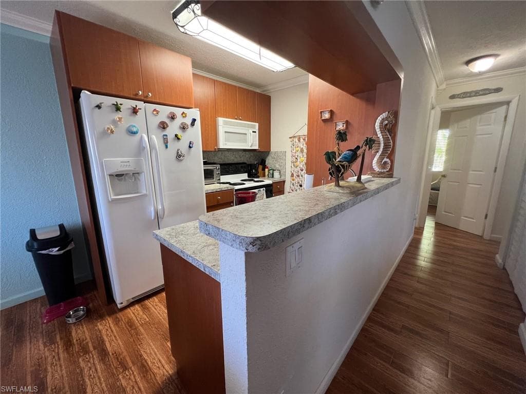 4603 Bayshore DR # F8, NAPLES FL 34112-6