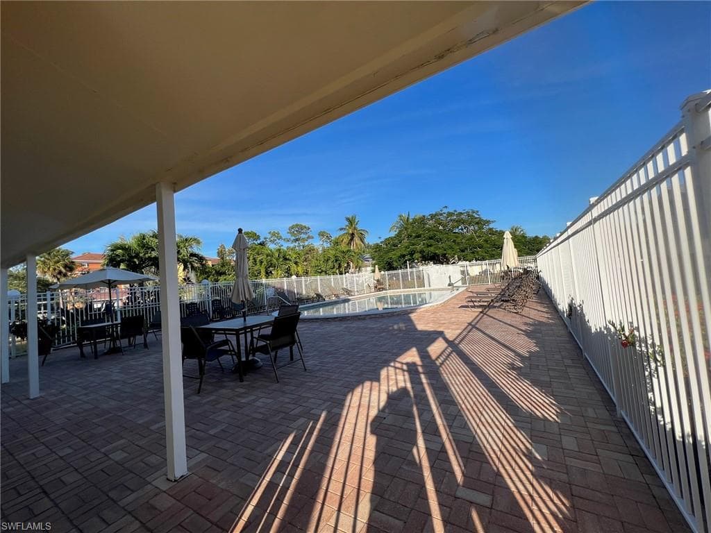4603 Bayshore DR # F8, NAPLES FL 34112-14