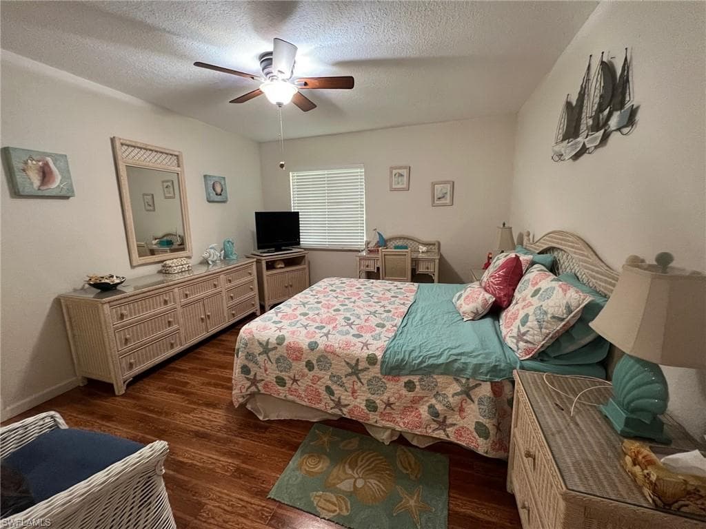 4603 Bayshore DR # F8, NAPLES FL 34112-10