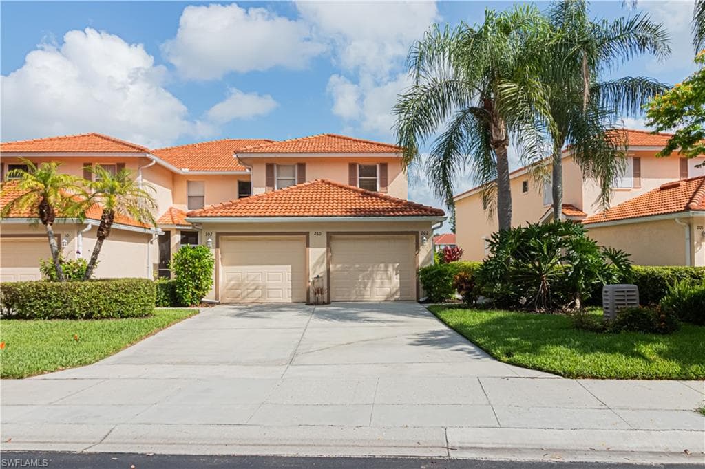 260 Robin Hood CIR 202-1