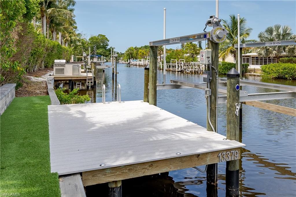 13379 Snook CIR, NAPLES FL 34114-21