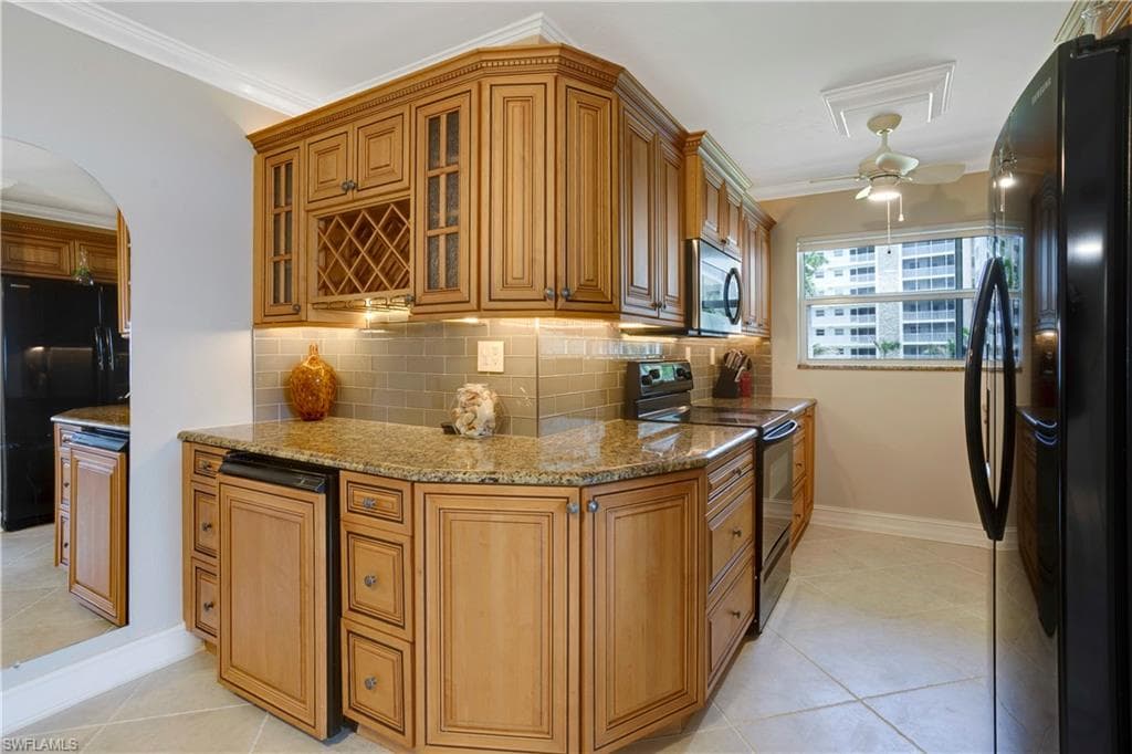 25740 Hickory BLVD D 240-2