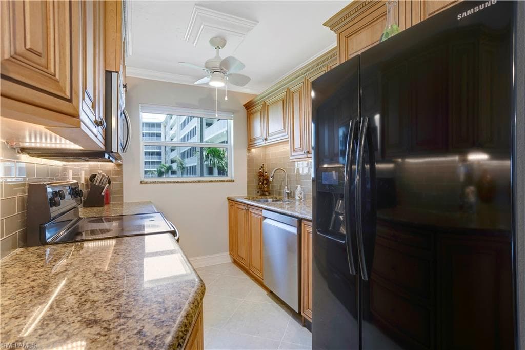 25740 Hickory BLVD D 240-4