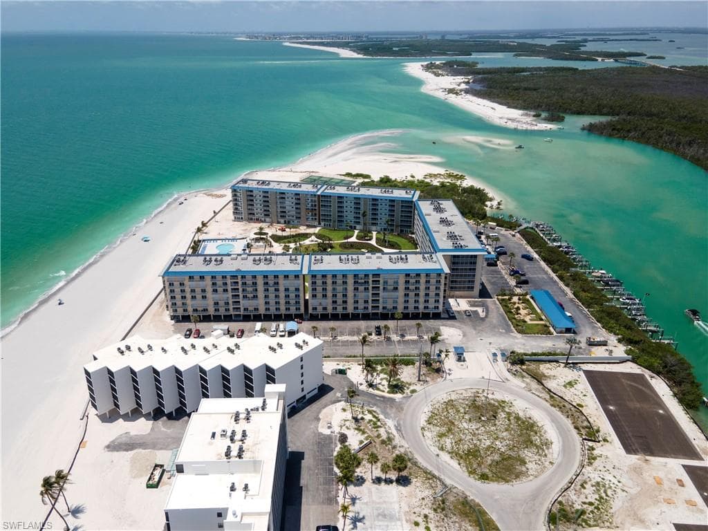 25740 Hickory BLVD D 240-33