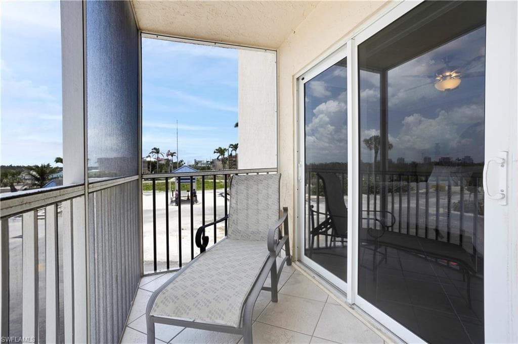 25740 Hickory BLVD D 240-24