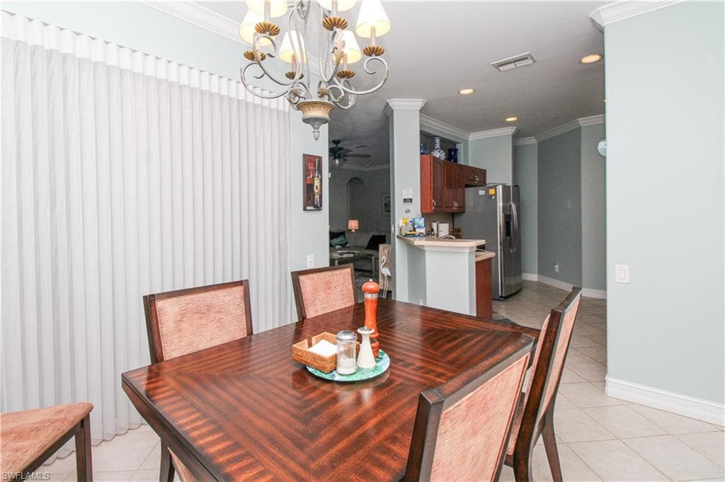 817 Carrick Bend CIR # 101, NAPLES FL 34110-29