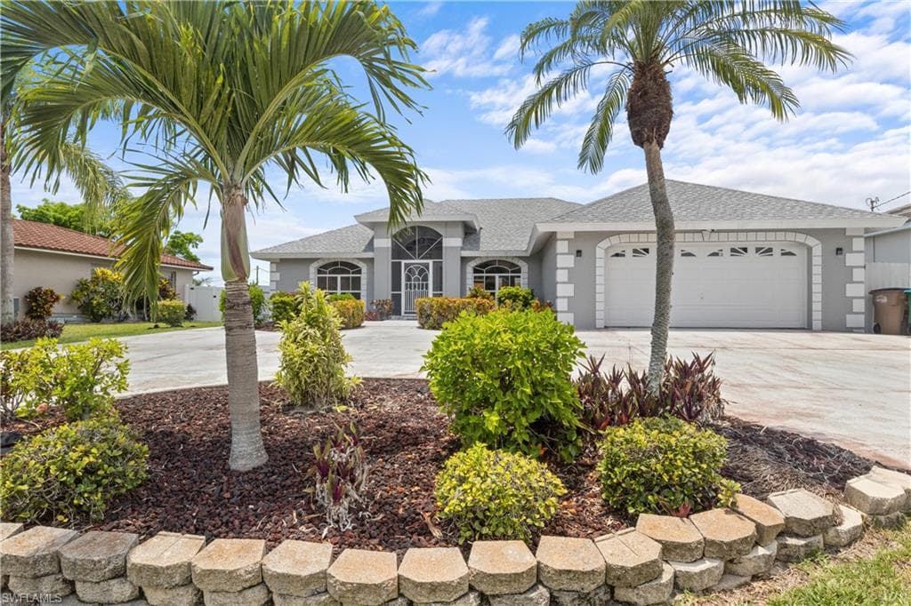 3332 SE 22nd PL, CAPE CORAL FL 33904-30