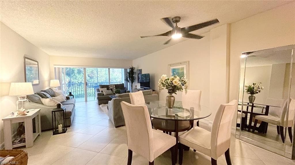 1 Bluebill AVE # 210, NAPLES FL 34108-17