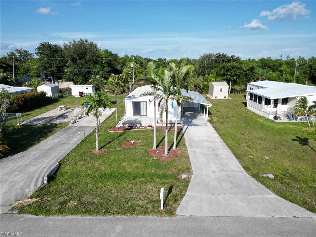 16091 Siesta DR, FORT MYERS FL 33908-1